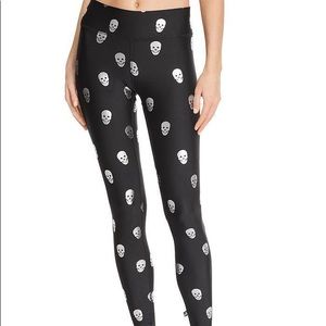 Terez skull workout leggings